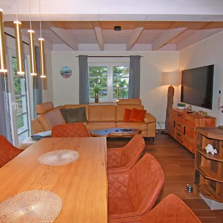 Semi-detached House Duenenhaus Ii, Трассенхайде